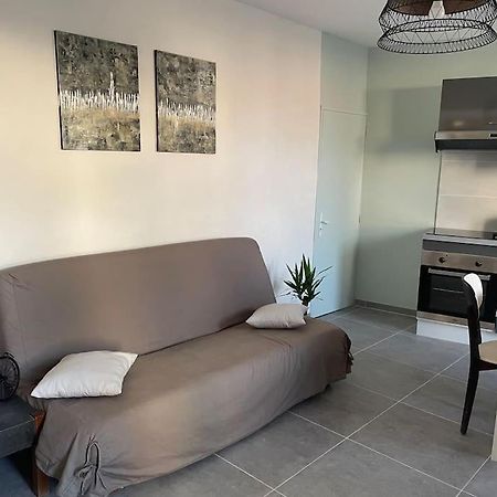 Sur La Route Des Vignerons Apartment Courthezon ภายนอก รูปภาพ